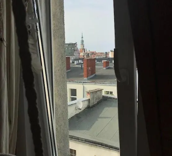 Appartamento Niewielkie Przytulne Poddasze Z Widokiem Na Ratusz