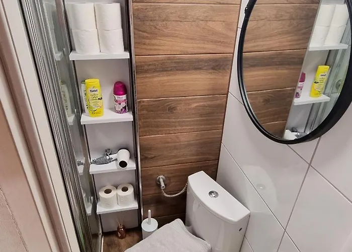 Niewielkie Przytulne Poddasze Z Widokiem Na Ratusz * Познань